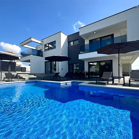Fantasy Daydream Mansion Villa Novalja Exterior photo