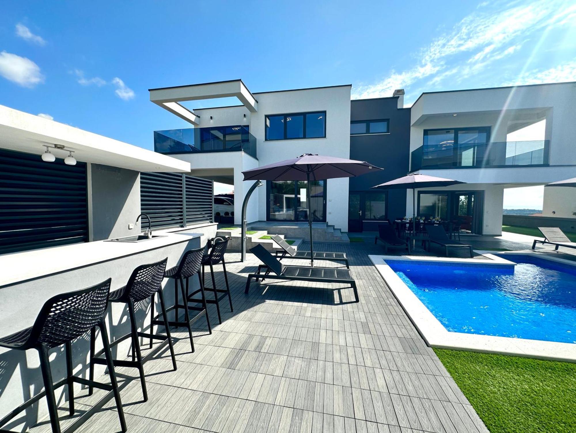 Fantasy Daydream Mansion Novalja